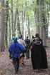 105 Endlich wieder in den Wald- bergauf